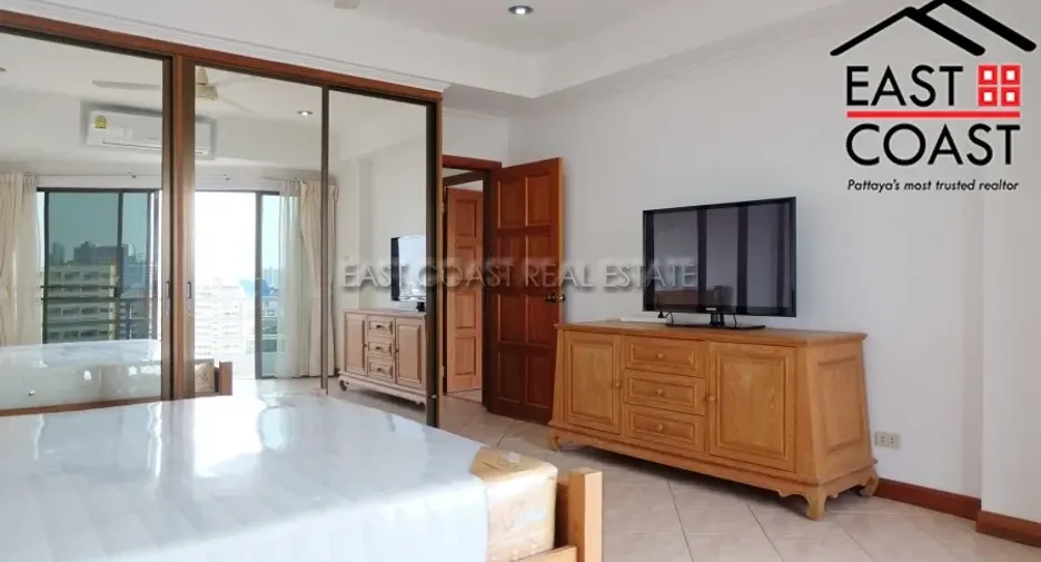 For rent and for sale 3 bedrooms condo in Jomtien, Pattaya