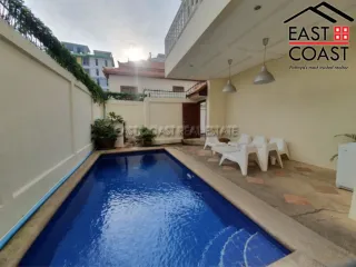 Casa en alquiler y en venta de 4 habitaciones en Bang Lamung, Chonburi