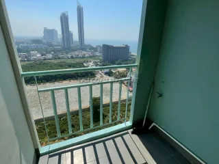 Wohnung zur Miete mit 1 Zimmer in Bang Lamung, Chonburi