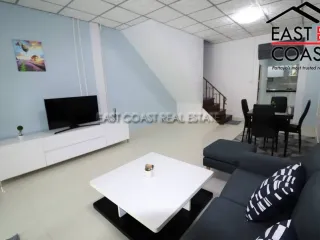 For rent そして for sale 2 ベッドルーム house in Bang Lamung, Chonburi