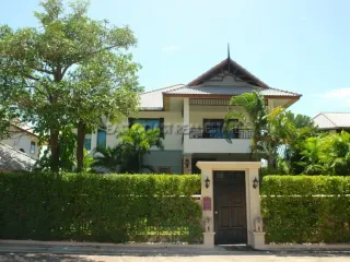 For rent 4 ベッドルーム house in Bang Lamung, Chonburi
