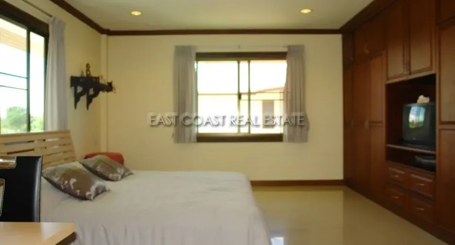 For rent 4 ベッドルーム house in Bang Lamung, Chonburi