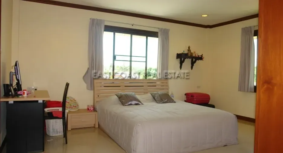 For rent 4 ベッドルーム house in Bang Lamung, Chonburi