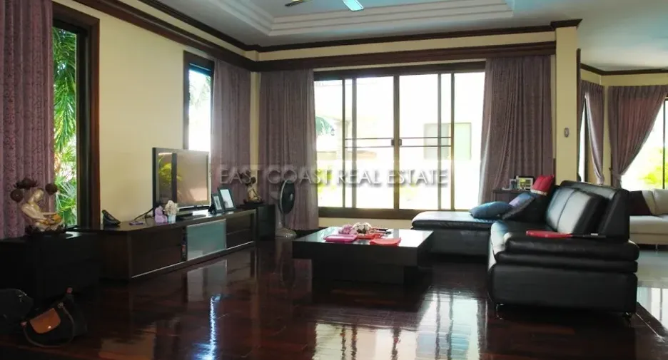 For rent 4 ベッドルーム house in Bang Lamung, Chonburi