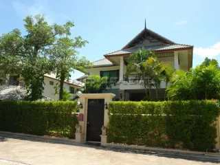 For rent 4 ベッドルーム house in Bang Lamung, Chonburi