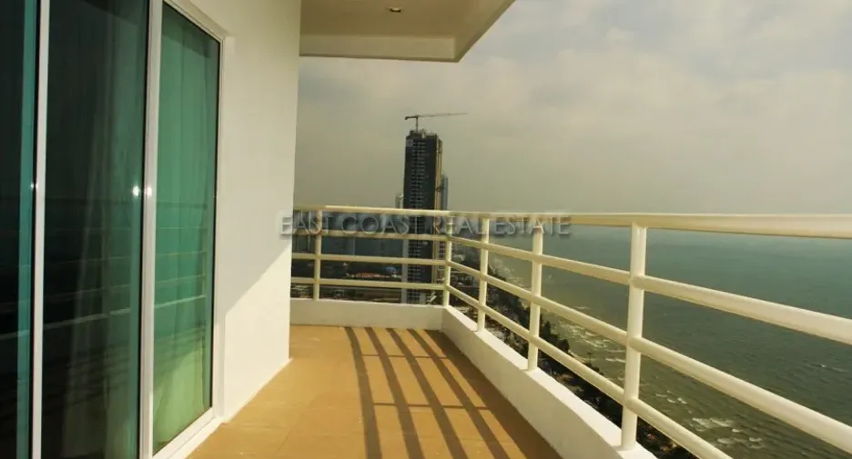For rent 2 bedrooms condo in Jomtien, Pattaya