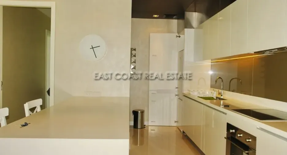 For rent 2 bedrooms condo in Jomtien, Pattaya