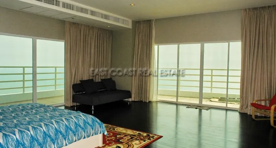 For rent 2 bedrooms condo in Jomtien, Pattaya