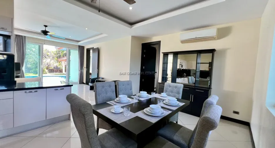For rent and for sale 4 bedrooms house in Bang Lamung, Chonburi