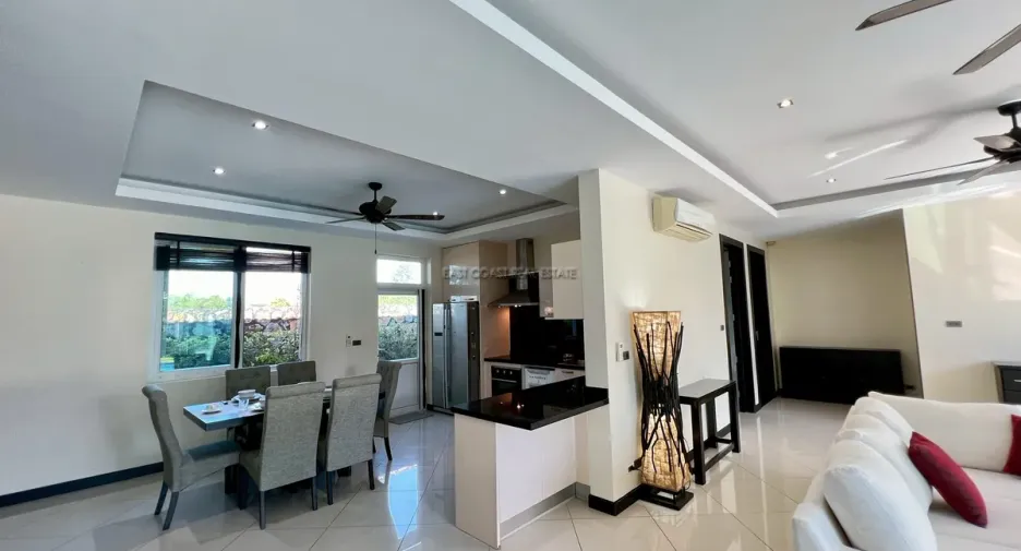 For rent and for sale 4 bedrooms house in Bang Lamung, Chonburi
