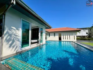 For rent and for sale 4 bedrooms house in Bang Lamung, Chonburi