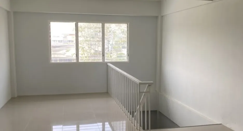 Продажа 2 спальни торговое помещение в Suan Phueng, Ратбури