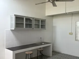 Продажа 2 спальни торговое помещение в Suan Phueng, Ратбури
