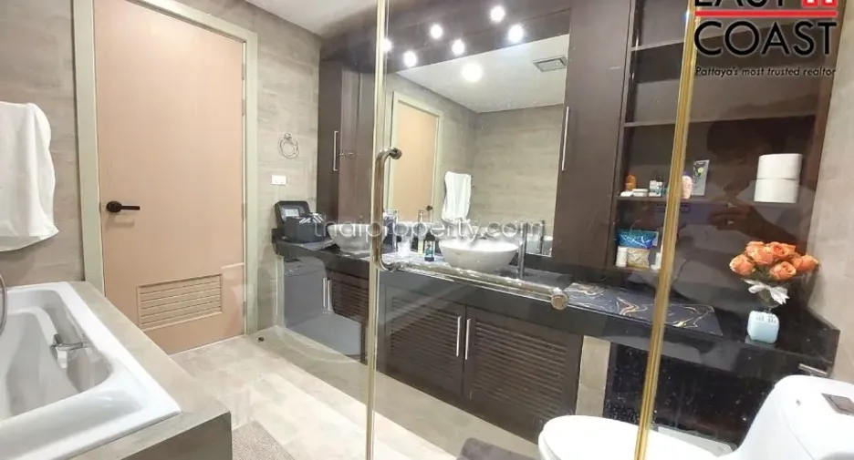 For rent and for sale 2 bedrooms condo in Jomtien, Pattaya