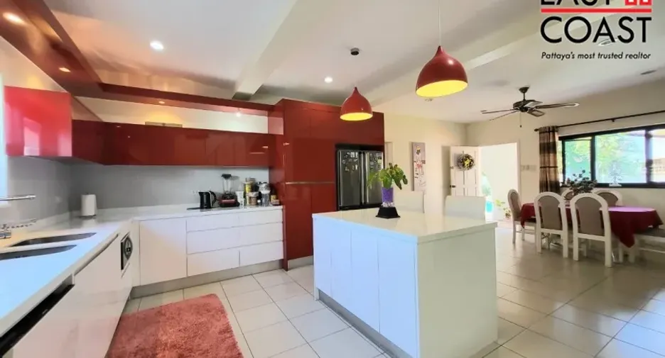 For rent and for sale 3 bedrooms house in Bang Lamung, Chonburi