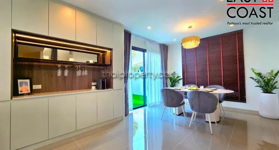 For rent and for sale 3 bedrooms house in Bang Lamung, Chonburi