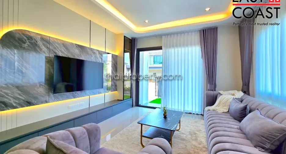 For rent and for sale 3 bedrooms house in Bang Lamung, Chonburi