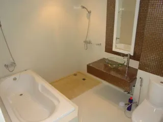 For rent and for sale 2 bedrooms condo in Bang Lamung, Chonburi