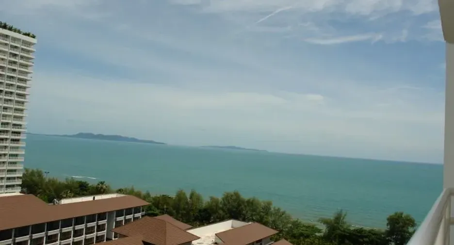 For rent and for sale 1 bed condo in Bang Lamung, Chonburi