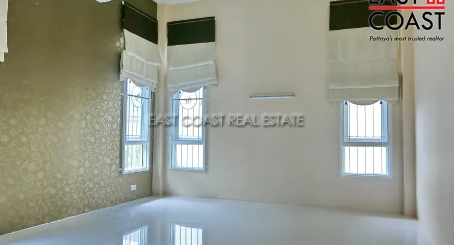 For rent そして for sale 3 ベッドルーム house in Bang Lamung, Chonburi
