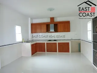 For rent そして for sale 3 ベッドルーム house in Bang Lamung, Chonburi