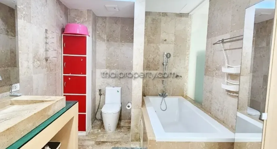 À vendre 3 chambres condo à Bang Lamung, Chonburi