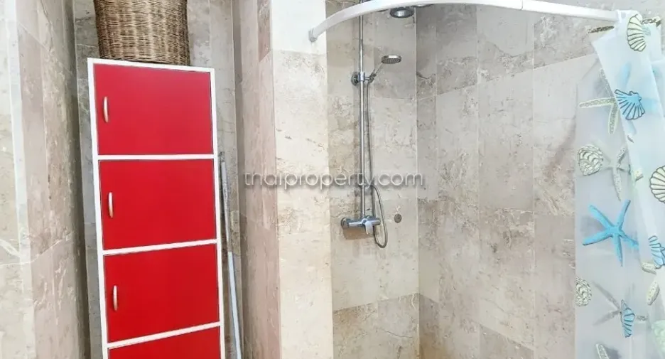 À vendre 3 chambres condo à Bang Lamung, Chonburi
