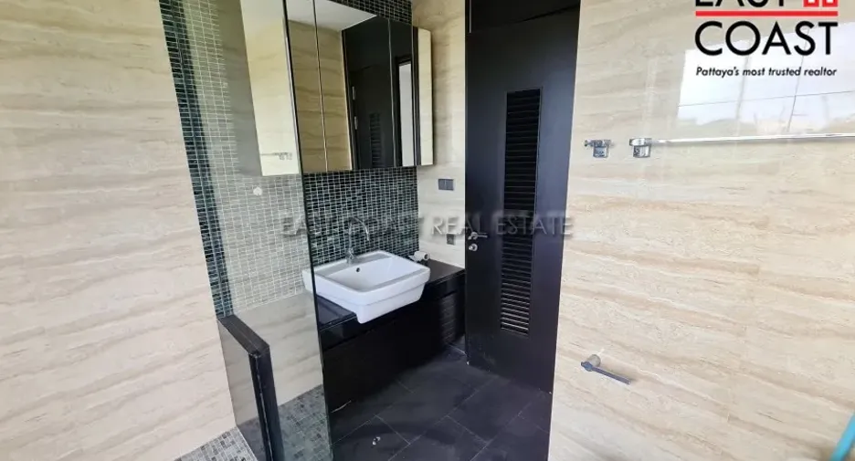 For rent and for sale 2 bedrooms condo in Bang Lamung, Chonburi