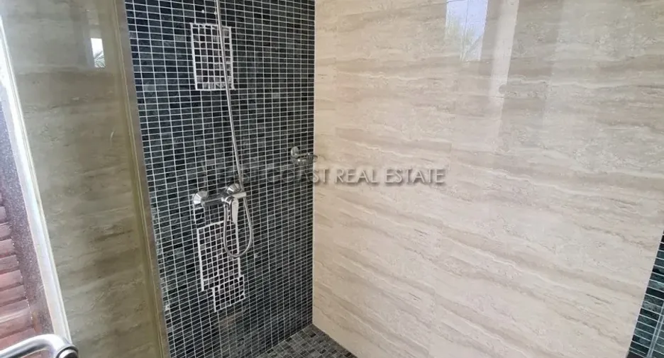 For rent and for sale 2 bedrooms condo in Bang Lamung, Chonburi