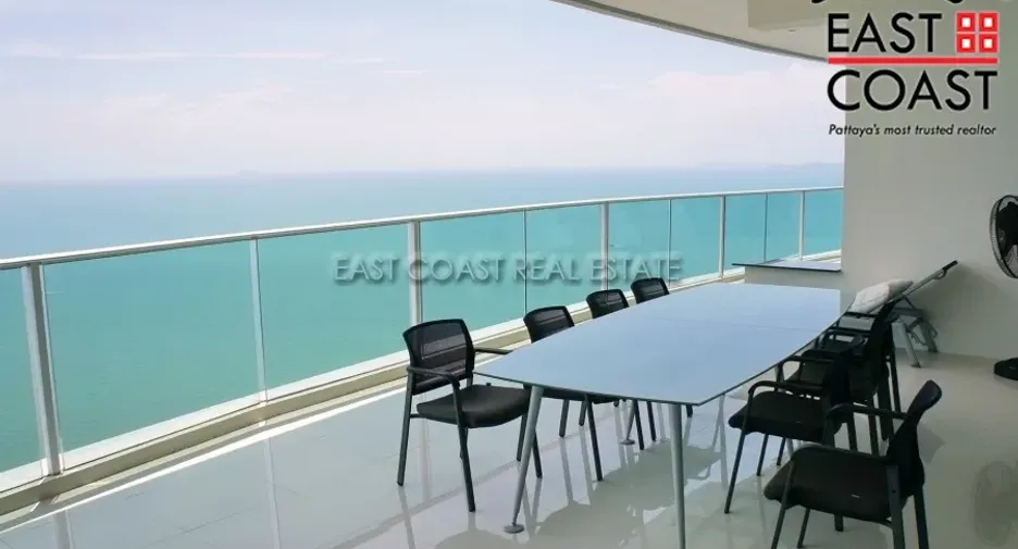 Продажа 4 спальни кондо в Na Jomtien, Паттайя