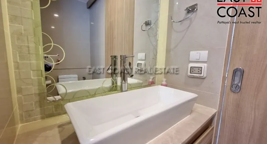 For rent and for sale 1 bed condo in Bang Lamung, Chonburi