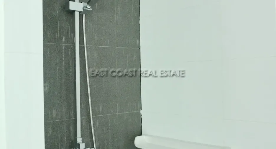 For rent and for sale 1 bed condo in Bang Lamung, Chonburi