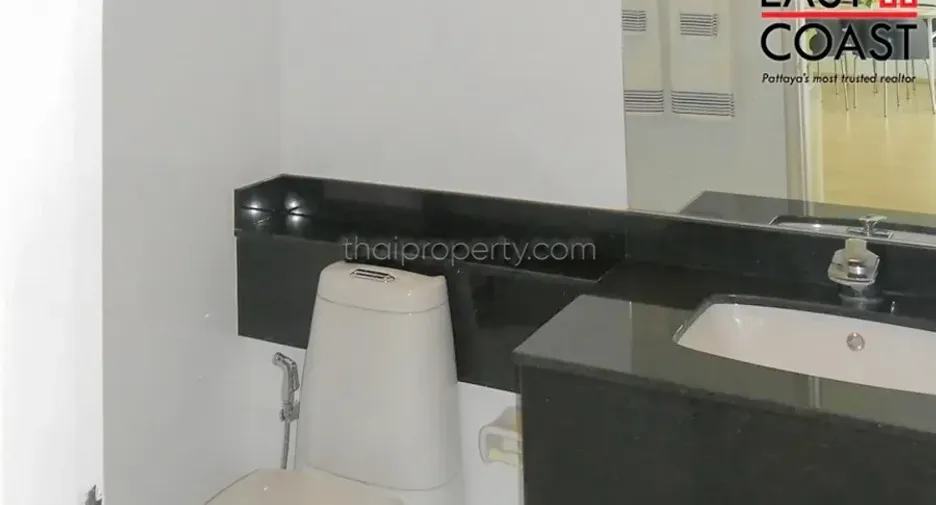 For rent and for sale 2 bedrooms condo in Bang Lamung, Chonburi