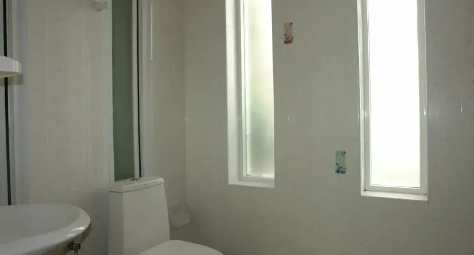 For rent and for sale 4 bedrooms house in Bang Lamung, Chonburi