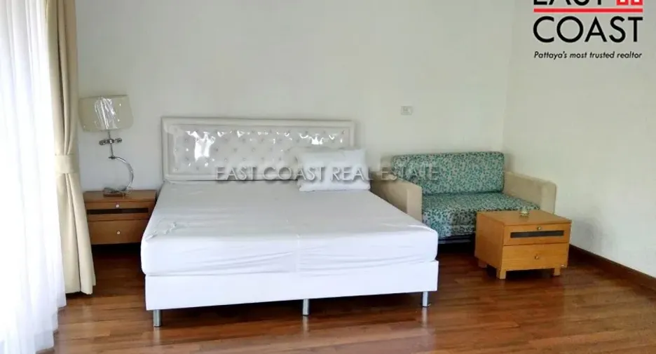 For rent and for sale 4 bedrooms house in Bang Lamung, Chonburi