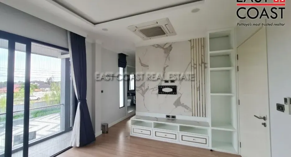 À louer et à vendre 3 chambres maison à Bang Lamung, Chonburi