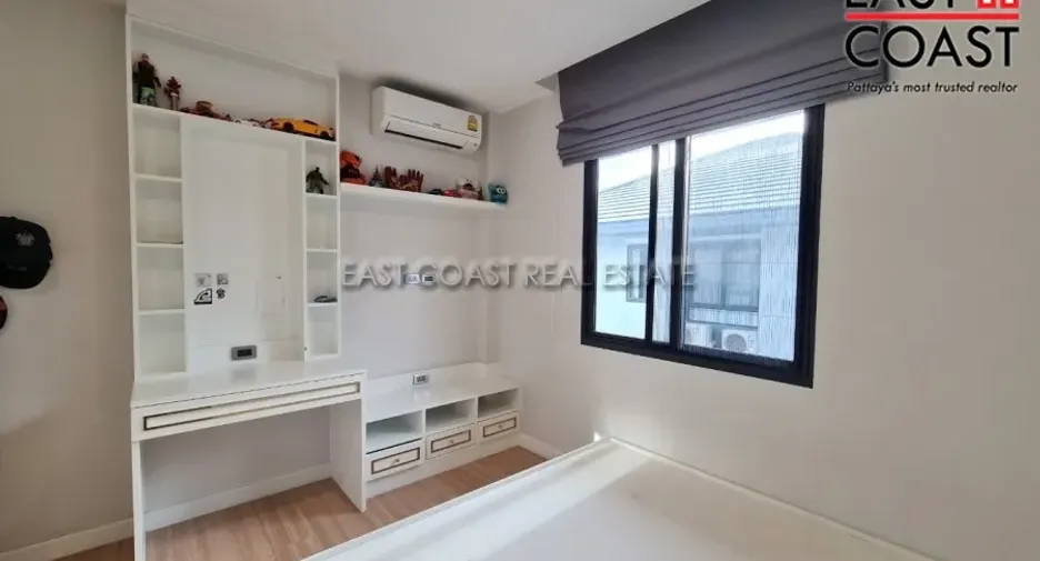 À louer et à vendre 3 chambres maison à Bang Lamung, Chonburi