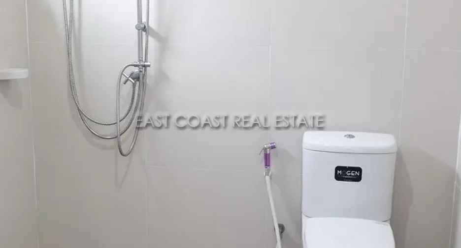 For rent and for sale 3 bedrooms house in Bang Lamung, Chonburi