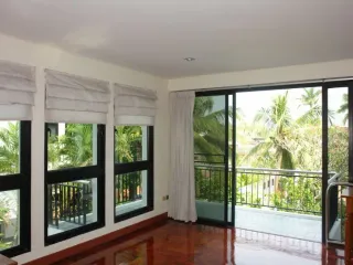 For rent 4 ベッドルーム house in Na Jomtien, Pattaya