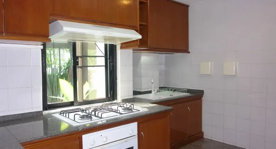 For rent 4 ベッドルーム house in Na Jomtien, Pattaya