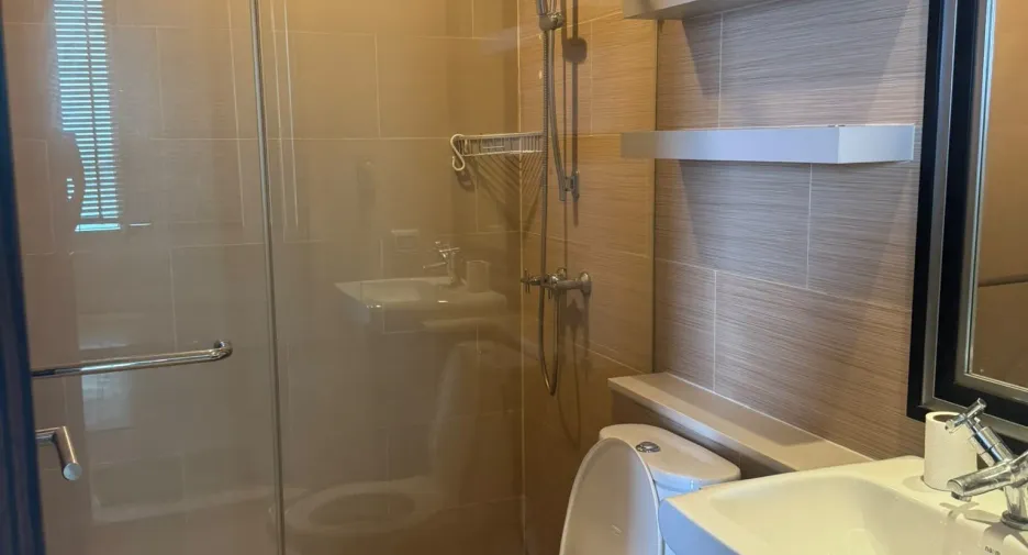 For sale and for rent 3 bedrooms condo in Bang Kho Laem, Bangkok