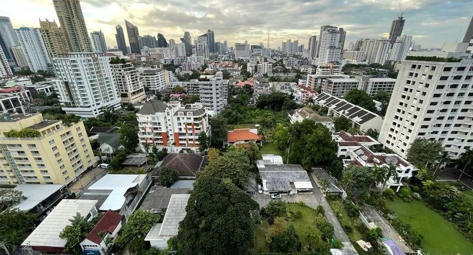 À louer 3 chambres condo à Watthana, Bangkok