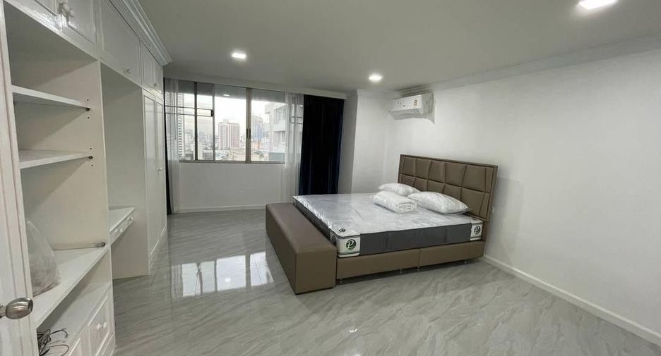 À louer 3 chambres condo à Watthana, Bangkok