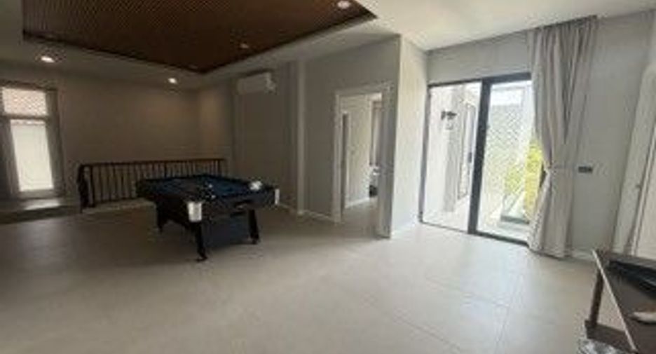 出租 4 卧室 别墅 在 Bang Lamung, Chon Buri