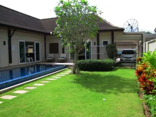 For sale 4 bedrooms villa in Thalang, Phuket