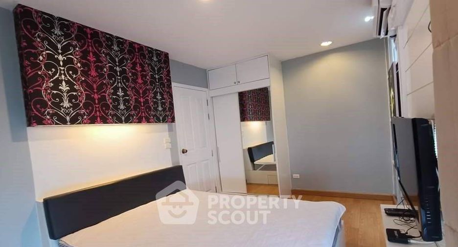 À vendre 2 chambres condo à Phra Khanong, Bangkok