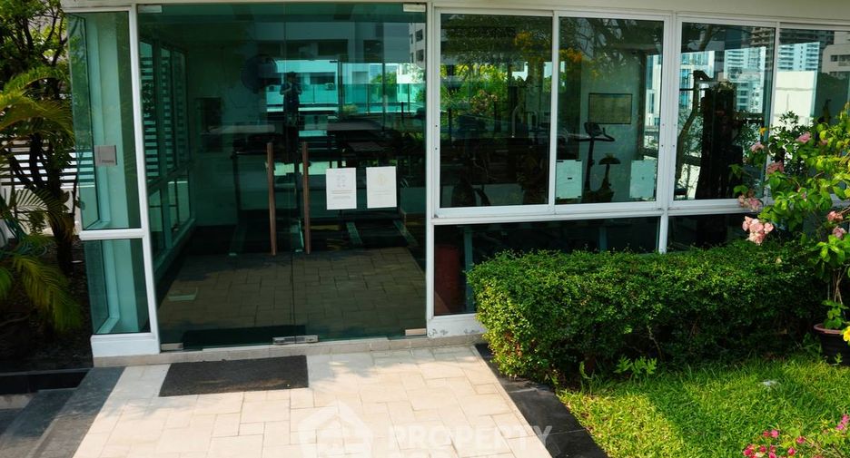 出售 2 卧室 公寓 在 Khlong Toei, 曼谷