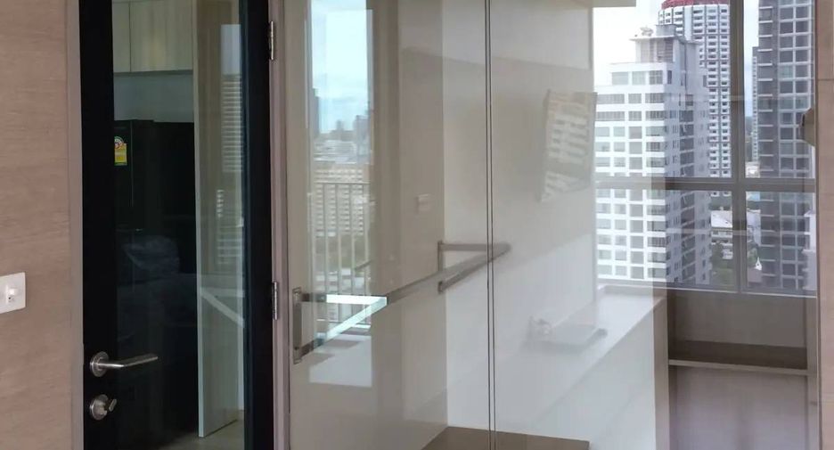 For sale 1 bed condo in Watthana, Bangkok