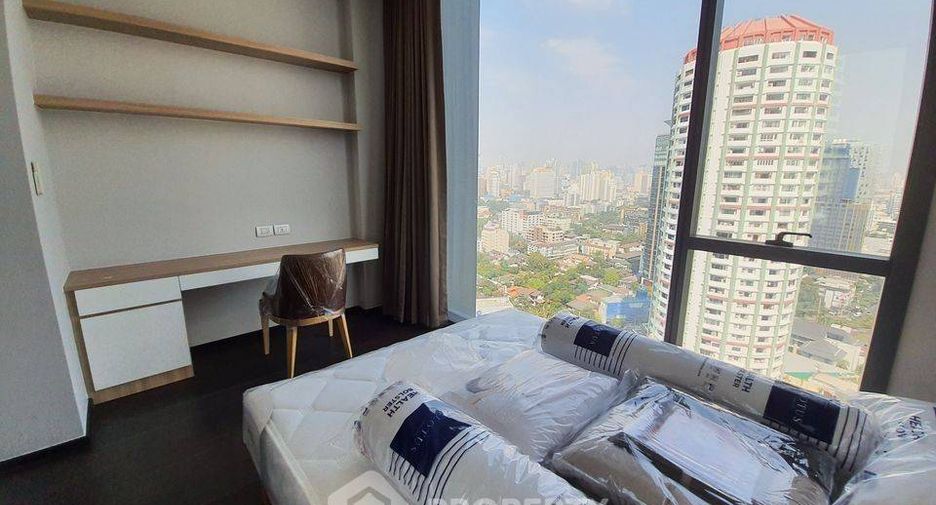 For rent 2 bedrooms condo in Khlong Toei, Bangkok