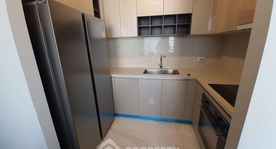 For rent 2 bedrooms condo in Khlong Toei, Bangkok